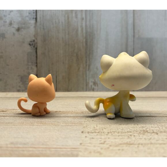 Littlest Pet Shop LPS Vintage Cat Kitten EUC - Picture 2 of 3